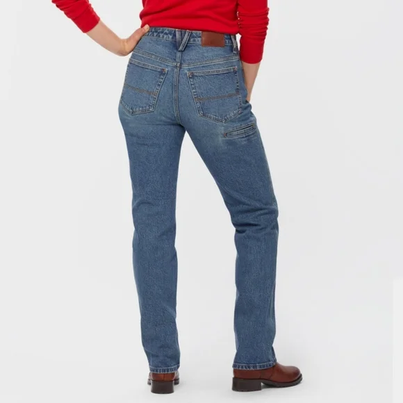 NWT Duluth Trading Co Womens Medium Wash Heritage Hi-Rise Straight Leg Jeans - Picture 3 of 9